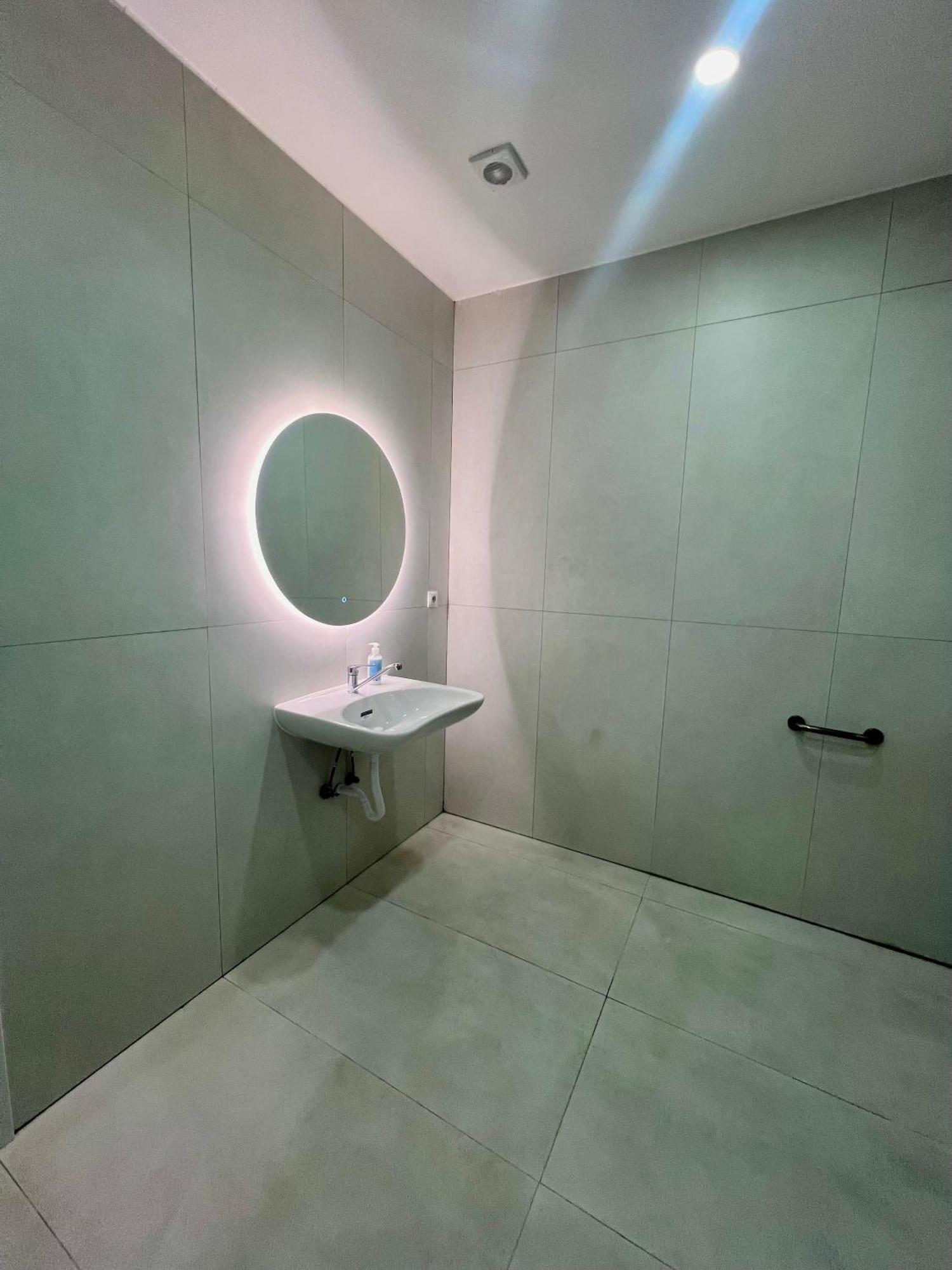 Hostel Oasis مدريد المظهر الخارجي الصورة